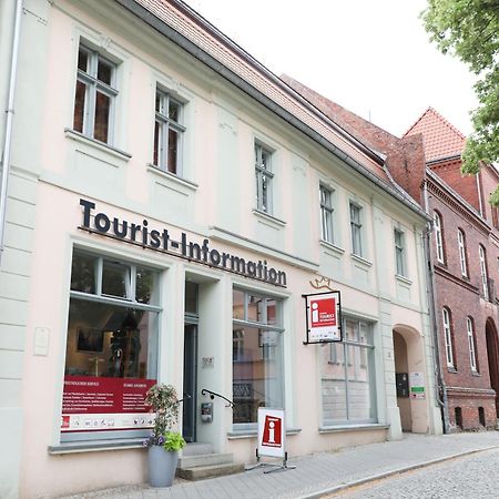 Kl. Fontane Ferienwohnung Bad Freienwalde Direkt Am Markt Екстер'єр фото